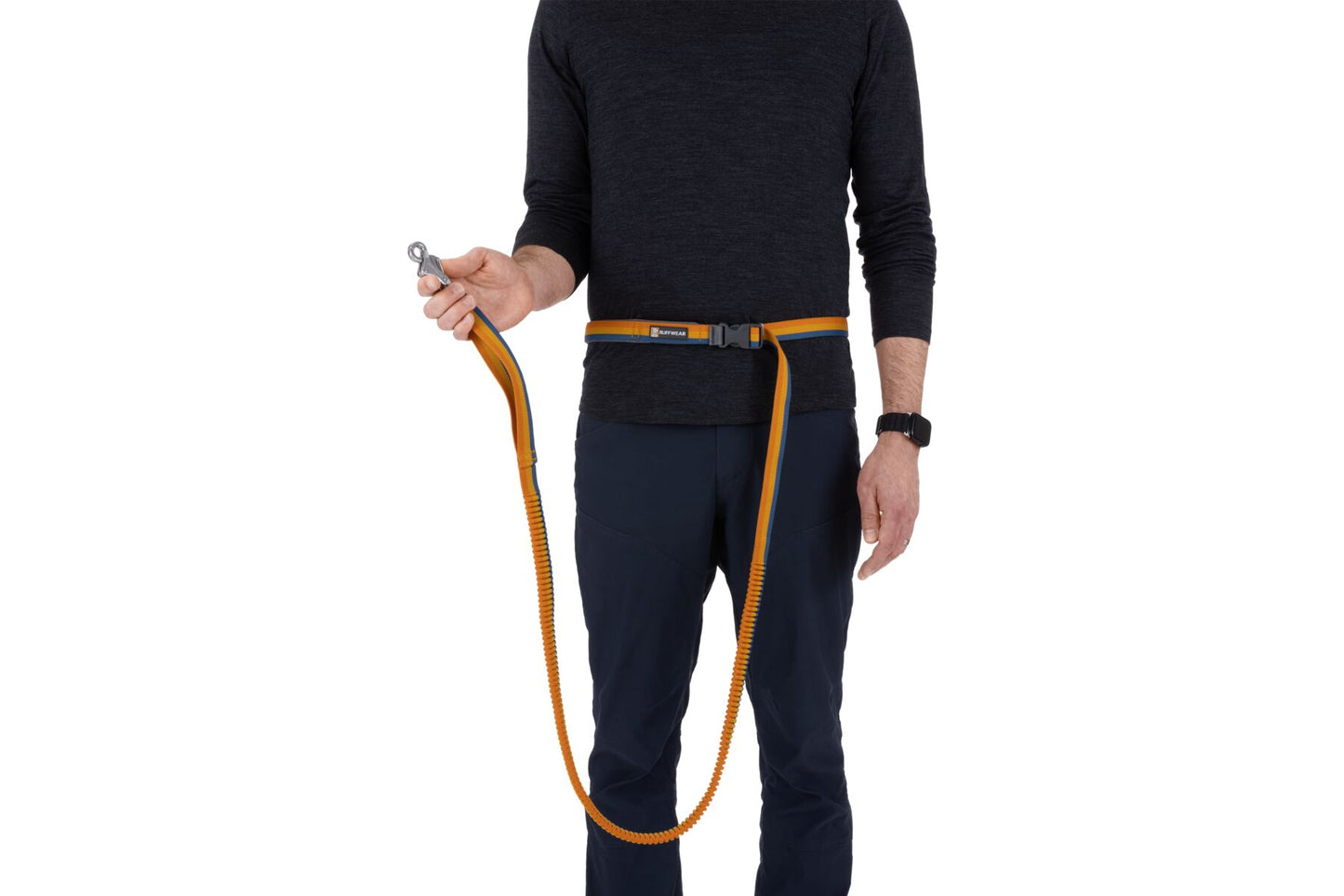 ruffwear roamer dog lead around a waist