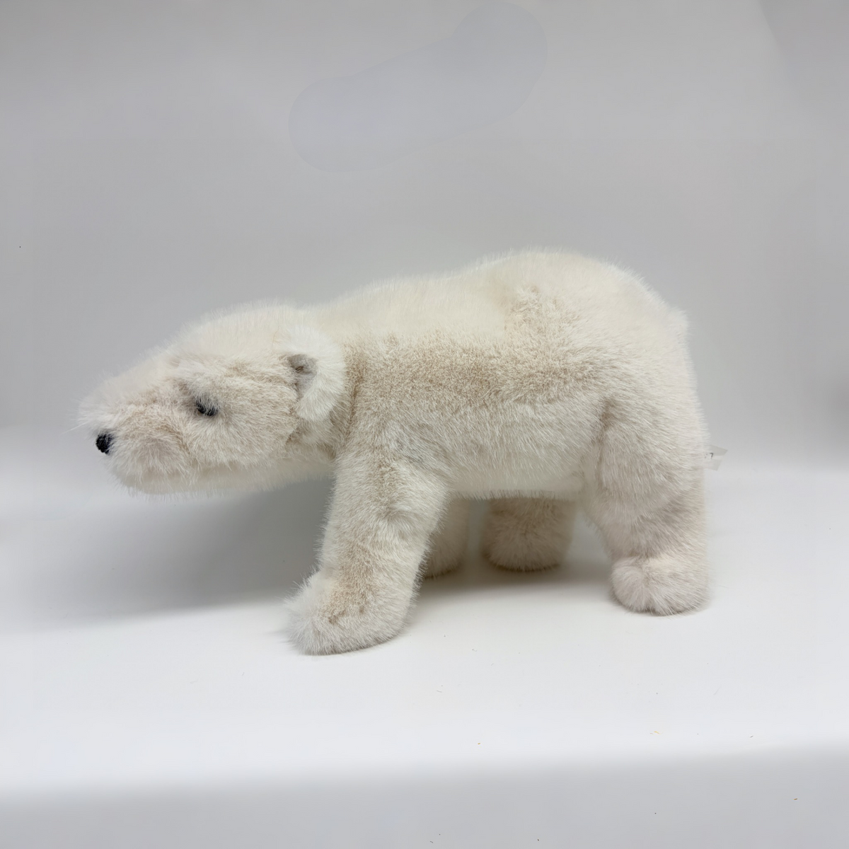 Arturo Christmas Polar Bear