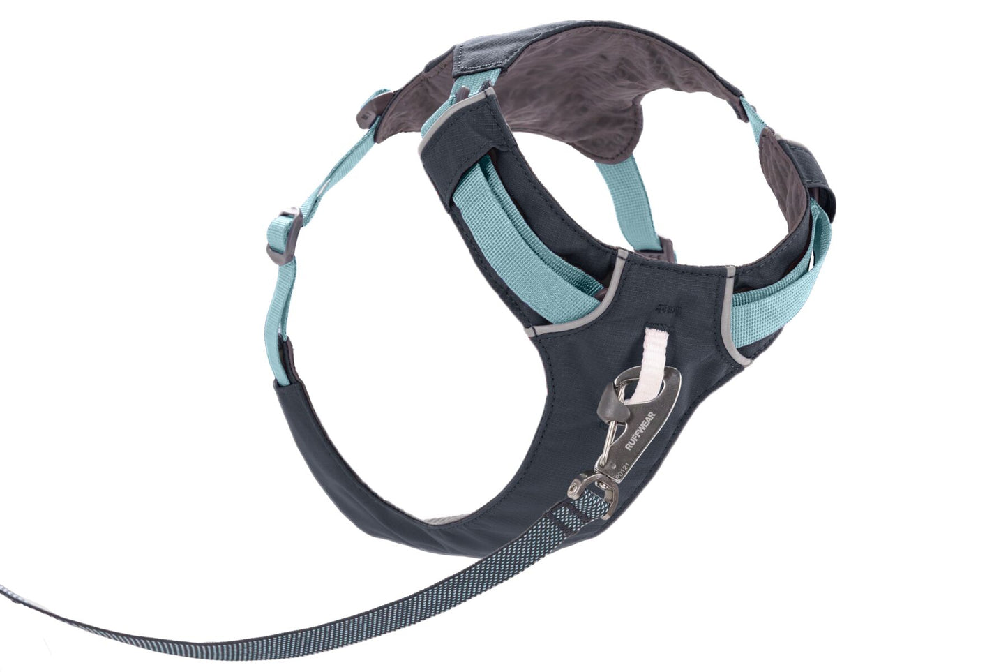 ruffwear hi and light harness showing the front chest attachment point