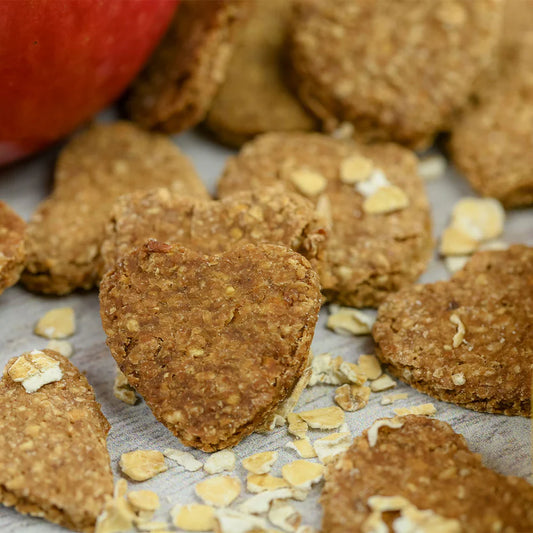 Apple & Banana Oaty Hearts - Hypoallergenic - Apawtiser
