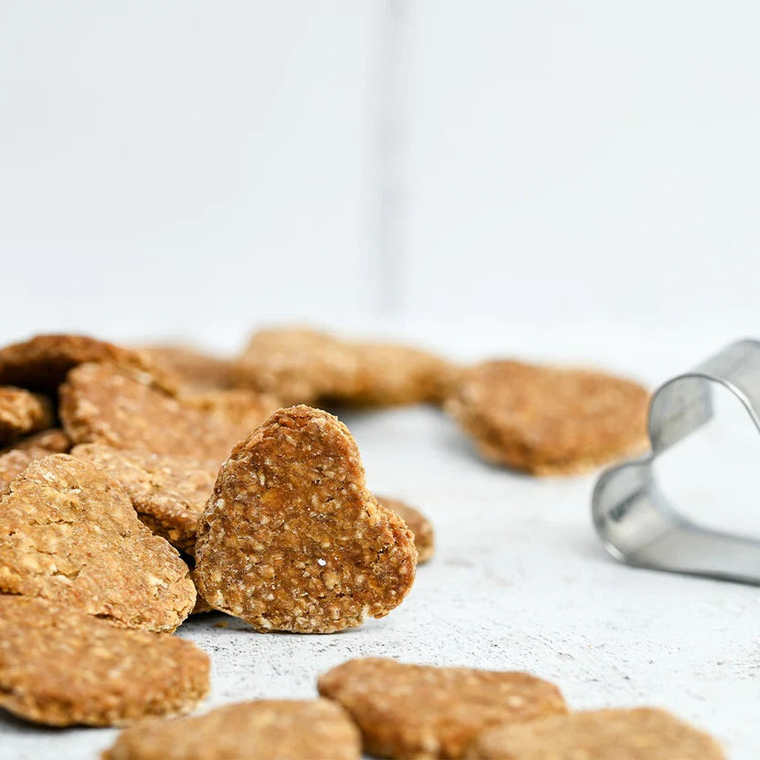 Apple & Banana Oaty Hearts - Hypoallergenic - Apawtiser
