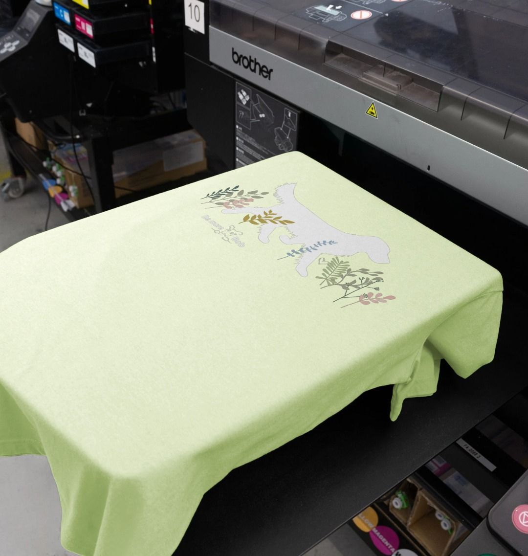Women's relaxed fit t-shirt - Golden Walks
