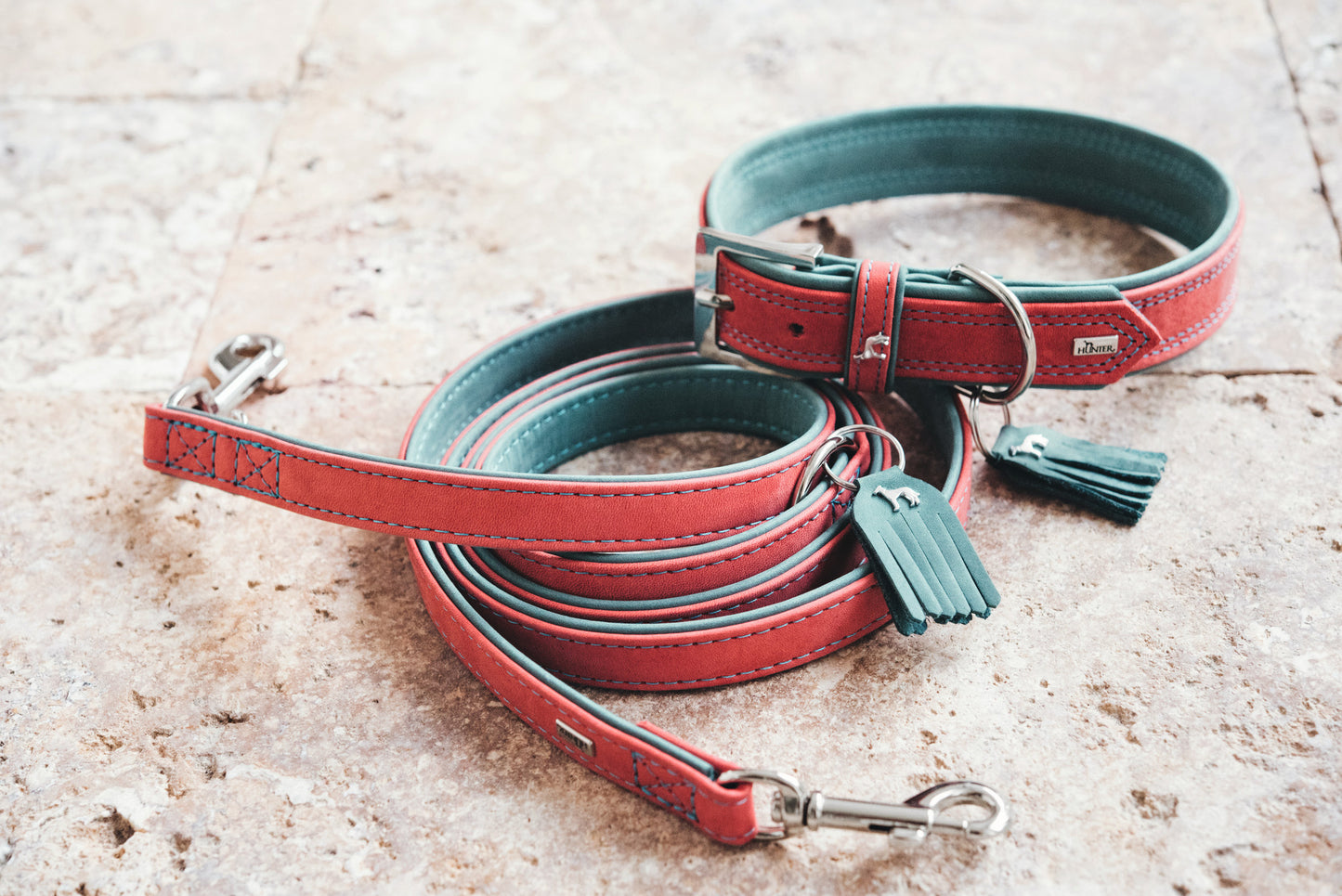 Hunter 'Lucca' Petit Leather Collar - Red & Turquoise